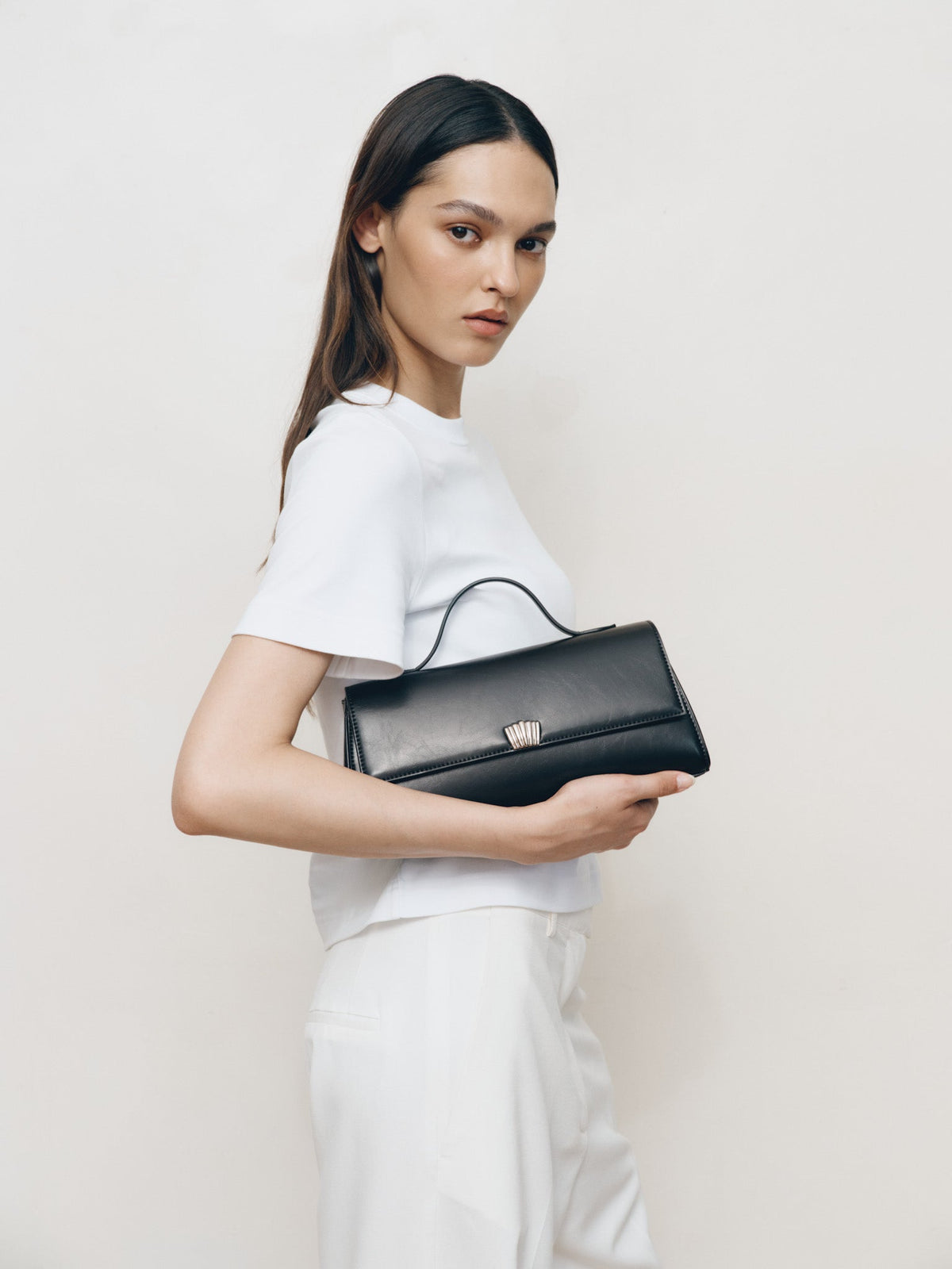 Olympa Clutch Black Gloss