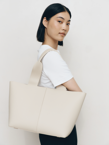 Ivonne Tote Oat