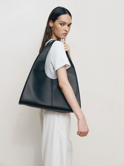 Iris Bag Black
