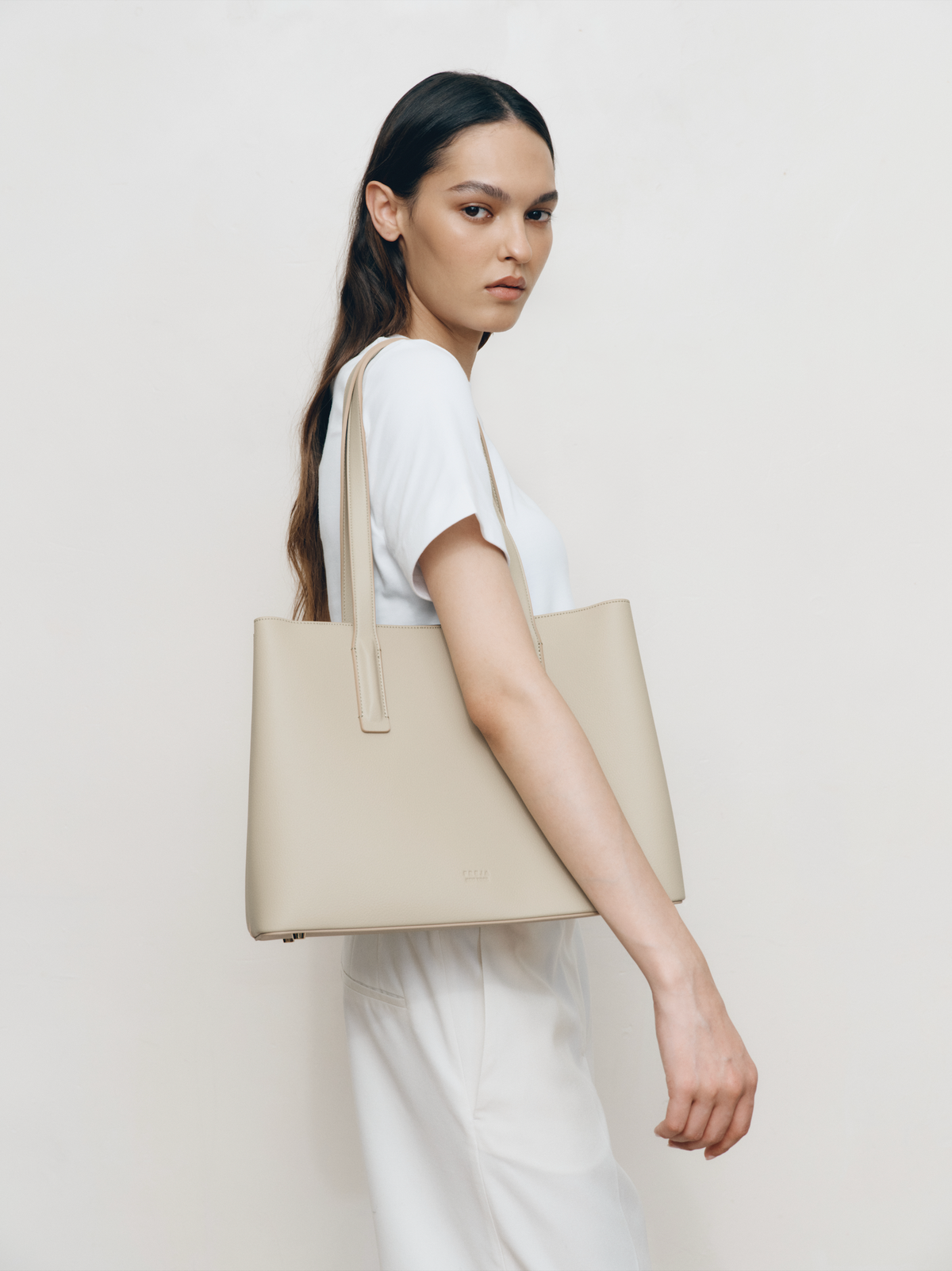Zoe Tote Latte
