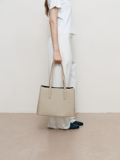 Zoe Tote Latte