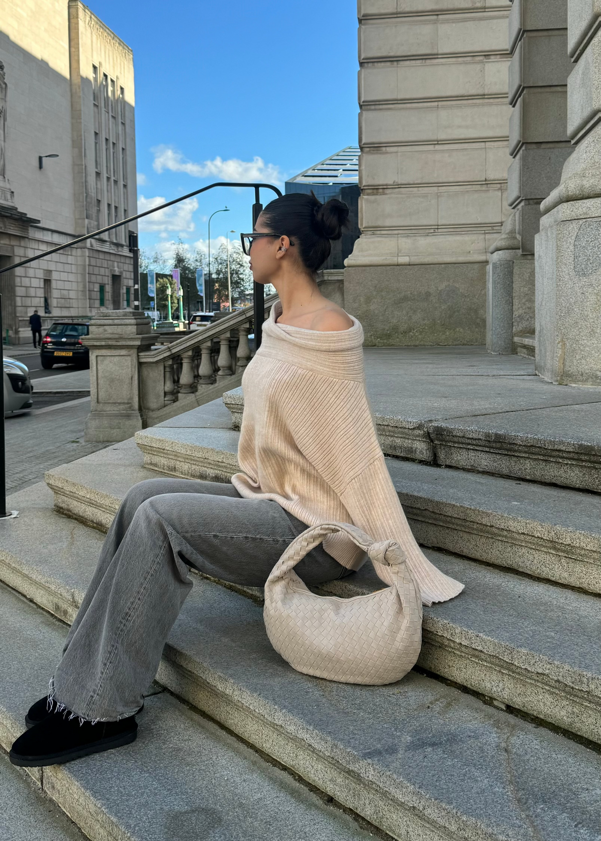 Sara Suede Bag - Light Beige