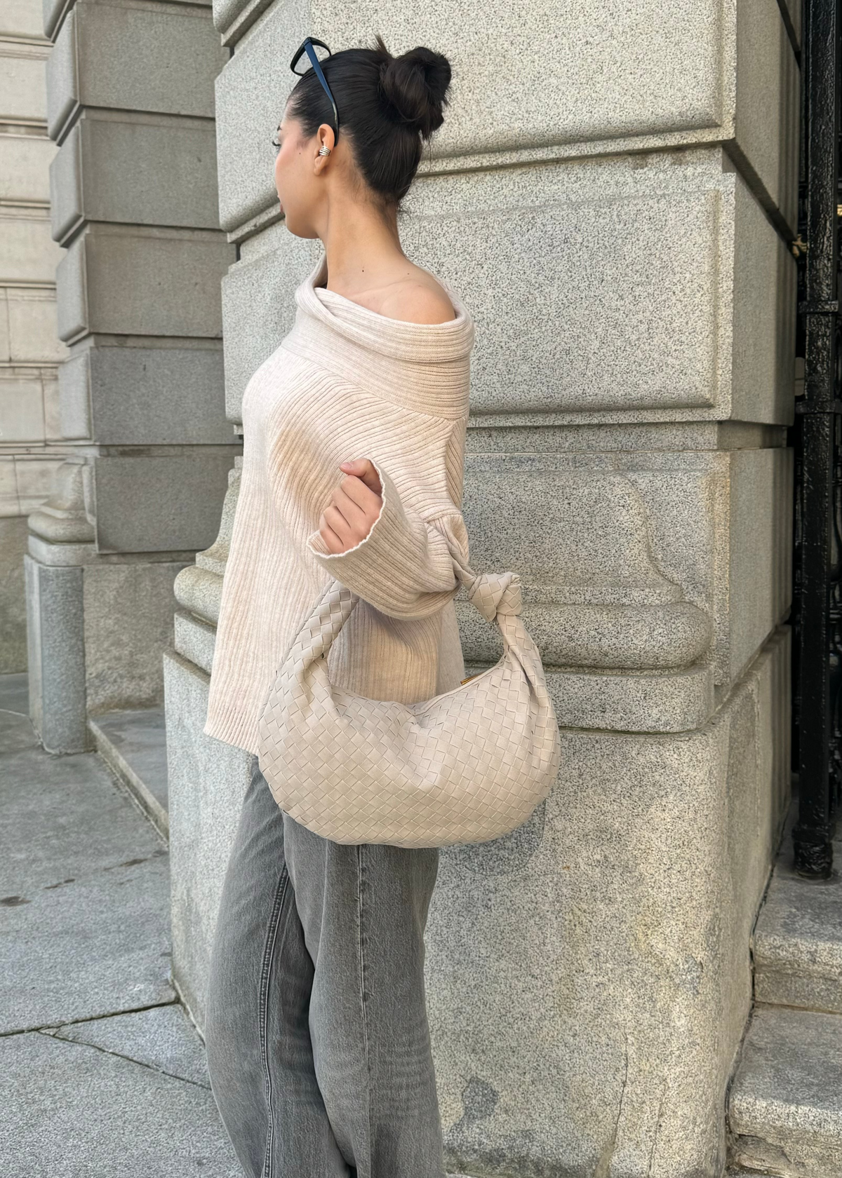 Sara Suede Bag - Light Beige