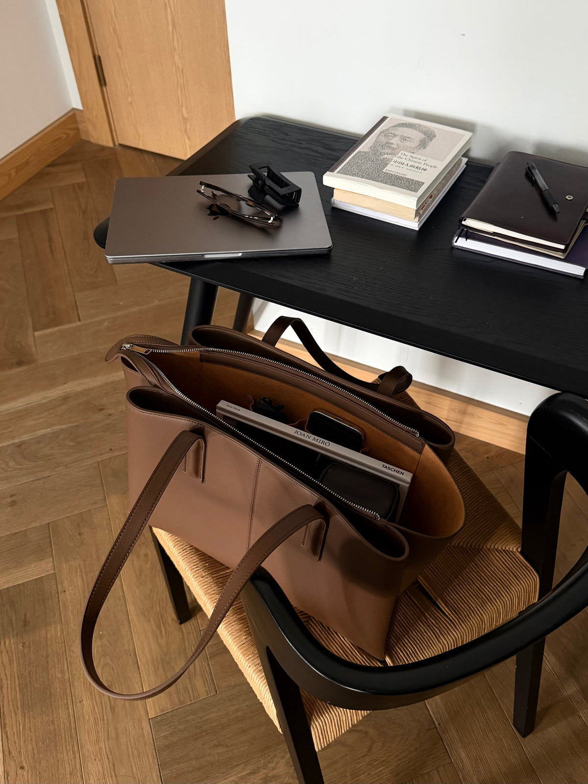 Vittoria Tote Cedar