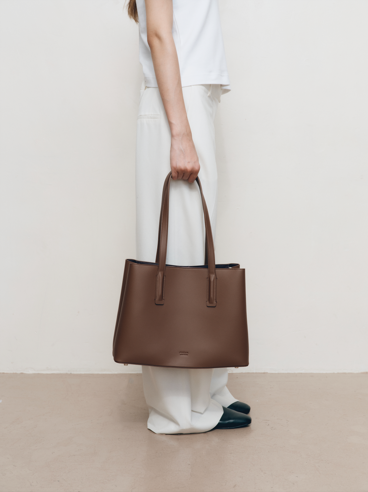 Zoe Tote Cedar