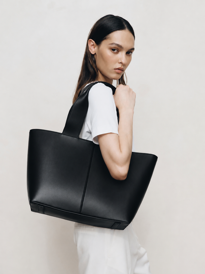 Ivonne Tote Black